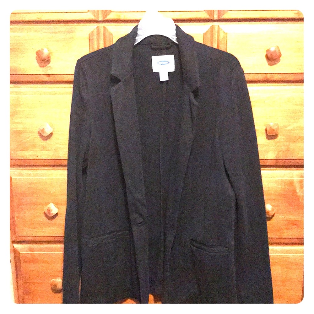 Black blazer. One button to close. Worn once.